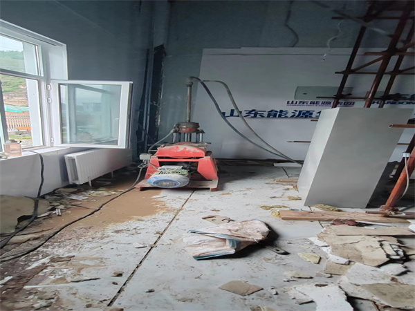 饶河地基基础下沉墙体裂缝加固注浆顶升施工