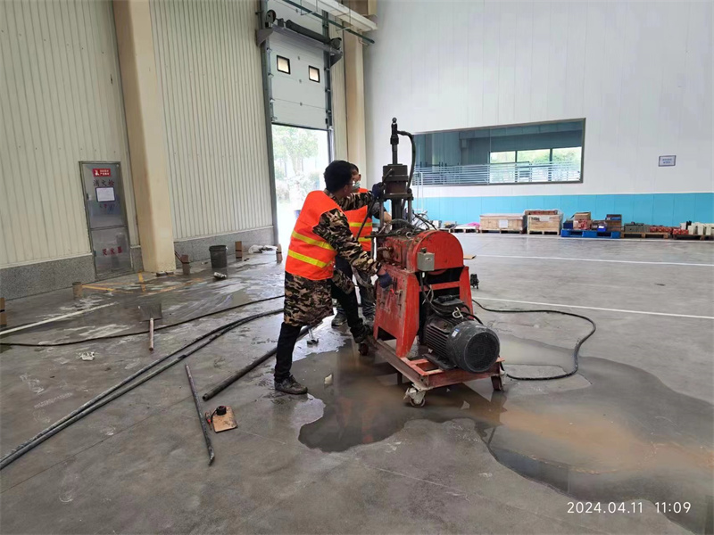 饶河厂房地面下沉塌陷注浆加固施工